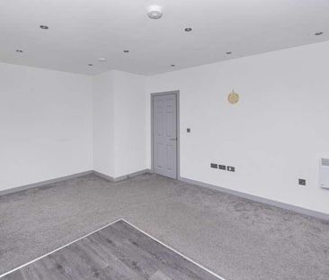 Prospect Hill, Redditch, B97 - Photo 1