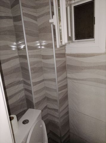 Studio/Γκαρσονιέρα για ενοικίαση Σκεπάρνη (Αμπελόκηποι) - Photo 2