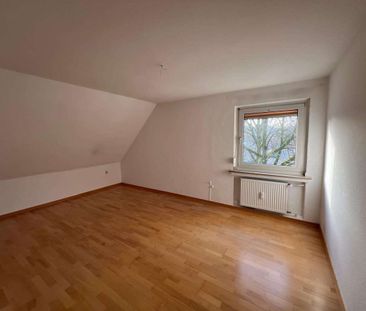 Lichtdurchflutete 2-Zimmer-DG-Wohnung in der nördlichen Gartenstadt - Foto 1