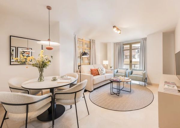 Calle Granada, Málaga, Andalusia 29015