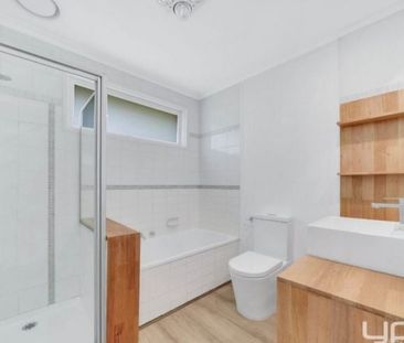 Beautifully Renovated Unit - Photo 5