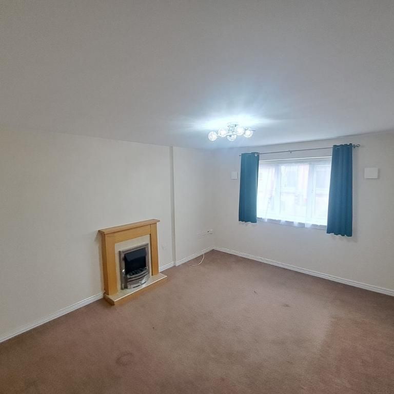 3 bedroom apartment to rent - Photo 1