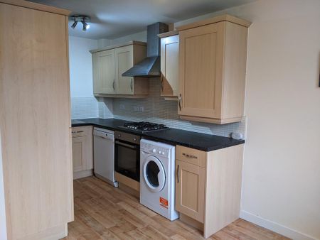 2 bedroom apartment to rent - Photo 3