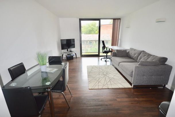 2 bedroom flat to rent - Photo 1
