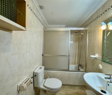 Apartamento de alquiler en Los Arenales del Sol - Photo 5
