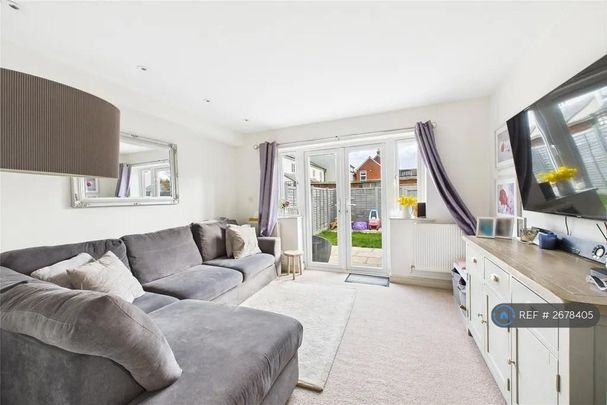 3 bedroom terraced house to rent - Photo 1