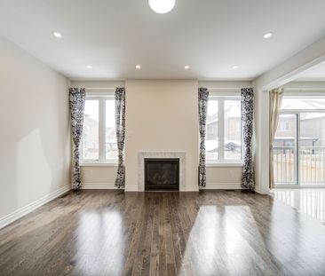 For Lease - 9 Rotondo Crescent, Vaughan, Ontario - Photo 2