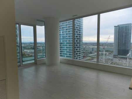 For Lease - 5 Buttermill Avenue Unit# 2102, Vaughan, Ontario - Photo 4