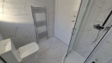 Wollaton Road, Wollaton, Nottingham, NG8 - Photo 1