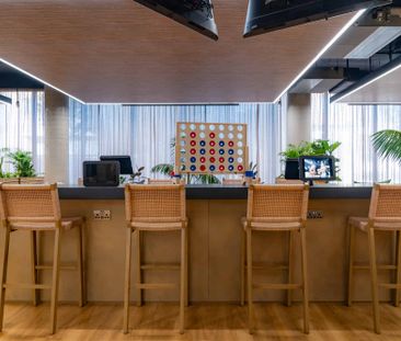 3 Bed Apartment - Photo 5