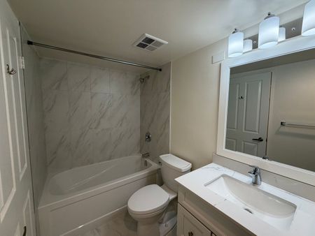 For Lease - 942 Yonge Street Unit# 207, Toronto, Ontario - Photo 4