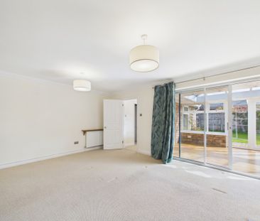 Bella Vista, Woodmancote, Cheltenham, GL52 - Photo 4