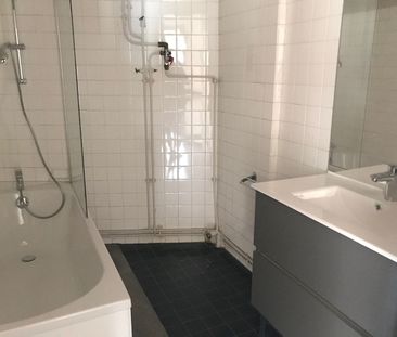 Location Appartement 4 pièces 87m² - Photo 6