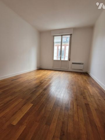 Location appartement T3 en Hyper Centre Ville au pied de la Cathédrale - Photo 4