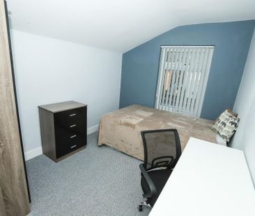5 bedroom private hall to rent - Photo 5