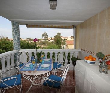 Alquiler de piso en Avenida Juan Carlos I, 66 n - Photo 1