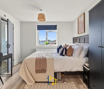 1 bedroom in a house share to rent - Photo 2