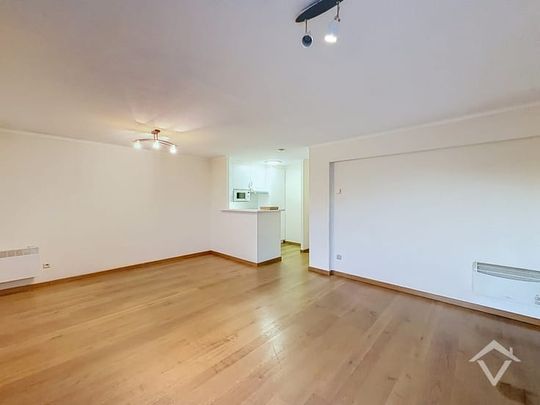 Appartement te huur - foto 1