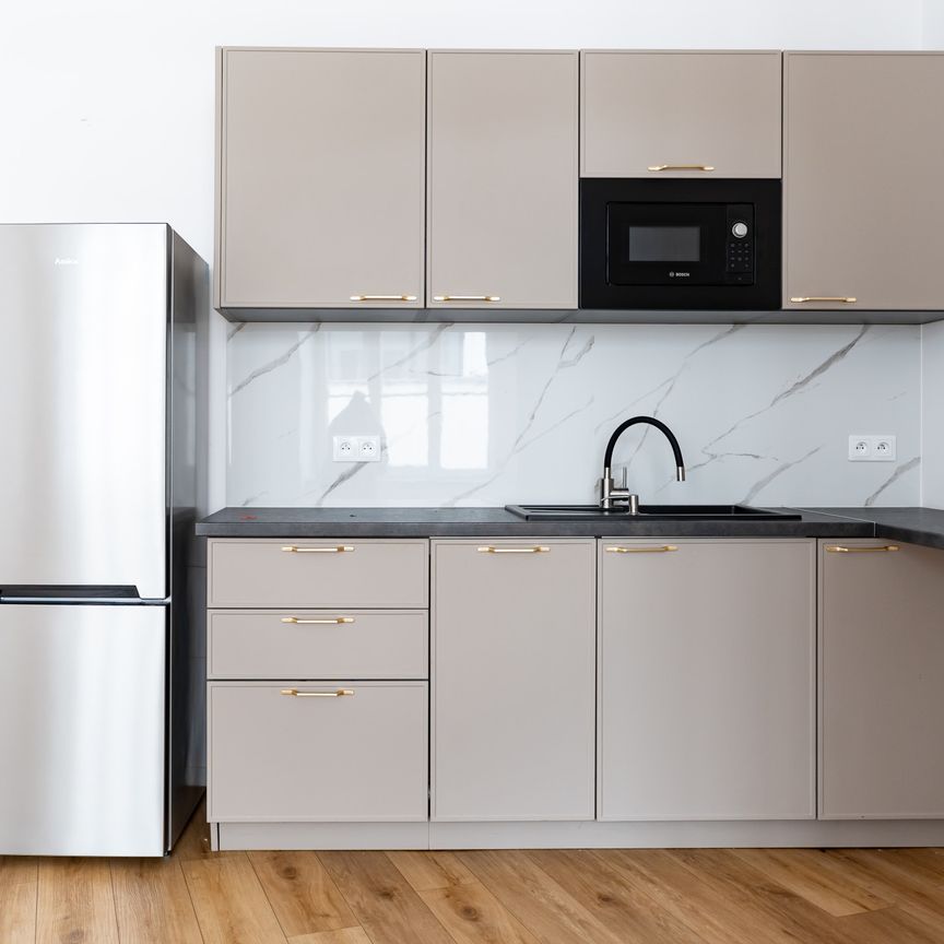 Warszawa, Śródmieście, Warszawa, Śródmieście - Photo 1