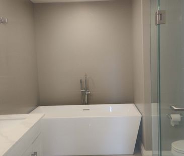 For Lease - 127 Donald Bell Drive, Hamilton, Ontario - Photo 3