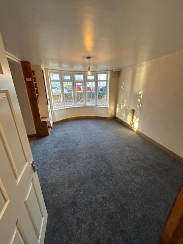 Room in a Shared House, Staple Hill Road, BS16 - Photo 3