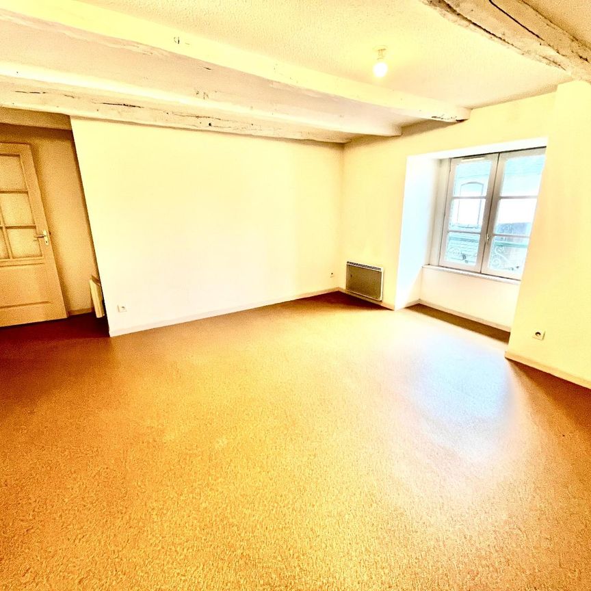Location Appartement 3 pièces 49m² UZERCHE 19140 - Photo 1