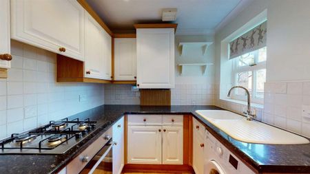 2 bedroom terraced house to rent - Photo 5