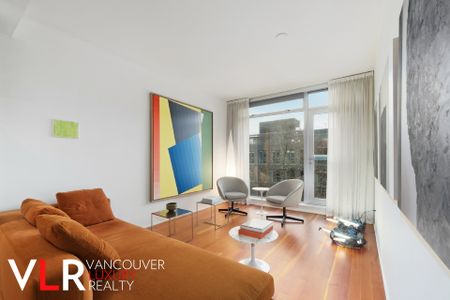 Condo in Downtown Vancouver, BC - Photo 2