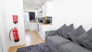 Room 4, Cornwall Road, Coventry - Photo 2