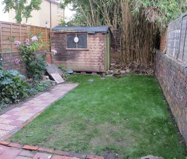 Double Room - 10 mins bus or cycle to town - Photo 1