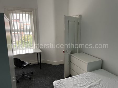 St. Ives Road, Manchester, M14 5NH - Photo 3
