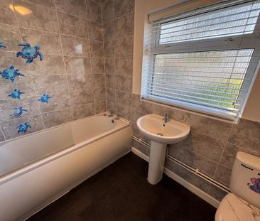 2 bedroom terraced house to rent - Photo 6