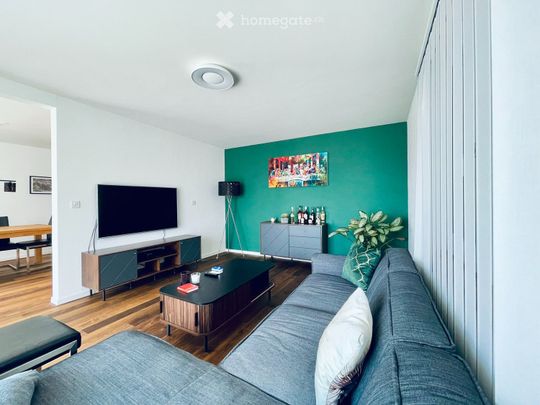 5.5-Zimmer-Wohnung mit Garten, Werkraum und viel Freiraum - Photo 1