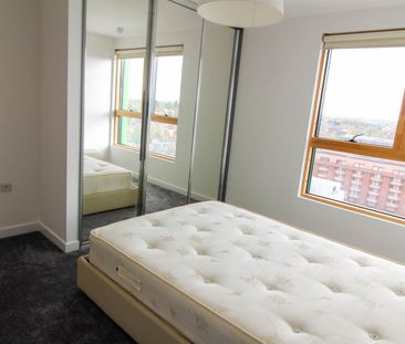 Hewitt, Reading, RG1 7LY - Photo 2