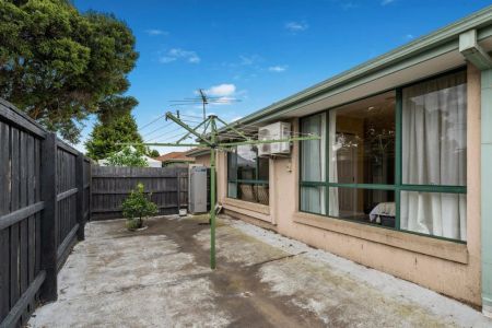 Unit 5/68-92 McKimmies Road, Lalor. - Photo 4