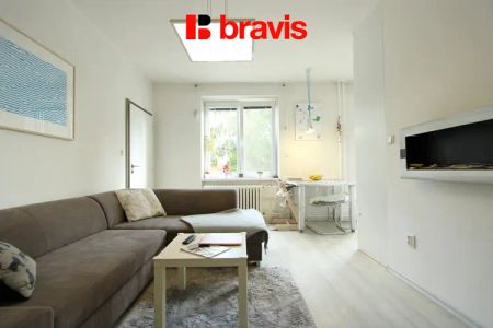 Pronájem bytu 2+kk, ulice Slovinská, Brno - Královo Pole, zařízený, balkon, sklep, internet v ceně - Fotografie 2