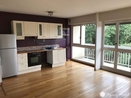 Location Appartement 2 pièces 50m² ST GERMAIN EN LAYE 78100 - Photo 5