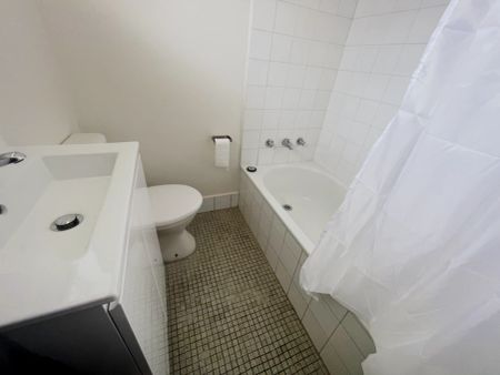 13/80 Woornack Road, Carnegie, Melbourne - Photo 4