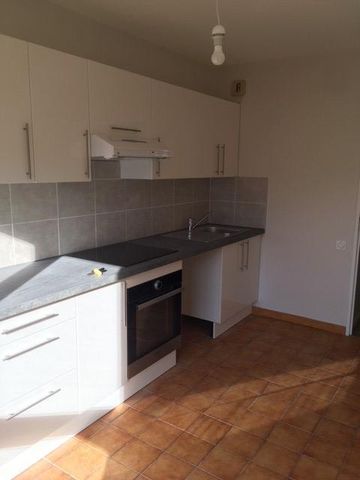 Location Appartement 3 pièces 66m² - Photo 5