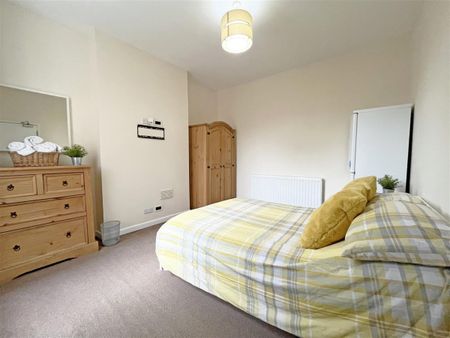 1 bedroom House share to rent - Photo 4