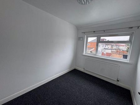 3 bedroom house to rent - Photo 2