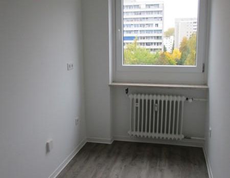 Zuhause fühlen: hübsche 1,5-Zimmer-Single-Wohnung mit EBK - frisch renoviert! - Photo 1