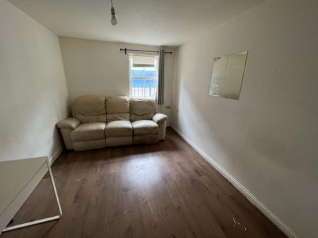 3 Bed Flat, St. Mary Street, SO14 - Photo 4