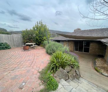 Family home with views - Photo 6