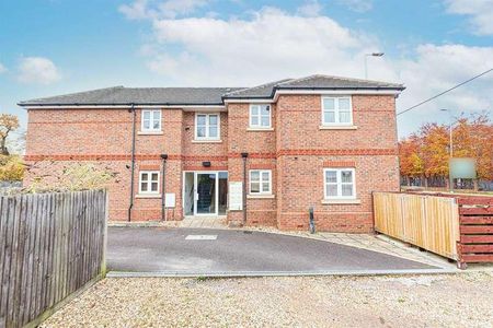 Two Orchards, Wokingham Road, Bracknell, RG42 - Photo 2