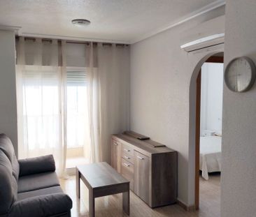 Alquiler de piso en Calle Región de Murcia - Photo 2