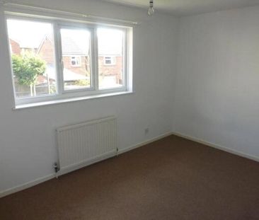 2 bedroom house to rent Lynmouth Drive, Ilkeston, Derbyshire, DE7 - Photo 5