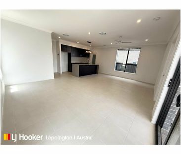 MODERN DOUBLE STOREY LIVING AT ITS FINEST - Photo 6