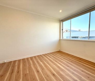 8/2 Mckay Street, Coburg VIC 3058 - Photo 4