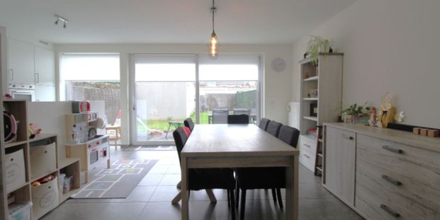 Woning te huur in Roeselare voor € 975 met 3 slaapkamers - Foto 1